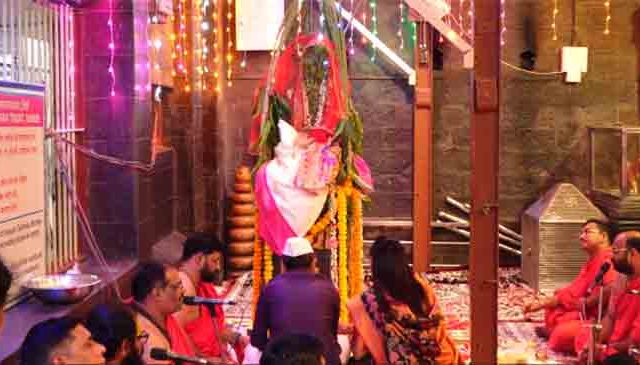 साईच्या द्वारकामाईतील तुलसी विवाह सोहळ्याची परंपरा आजही कायम !
