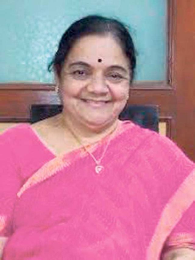 उंची आभाळाएवढी