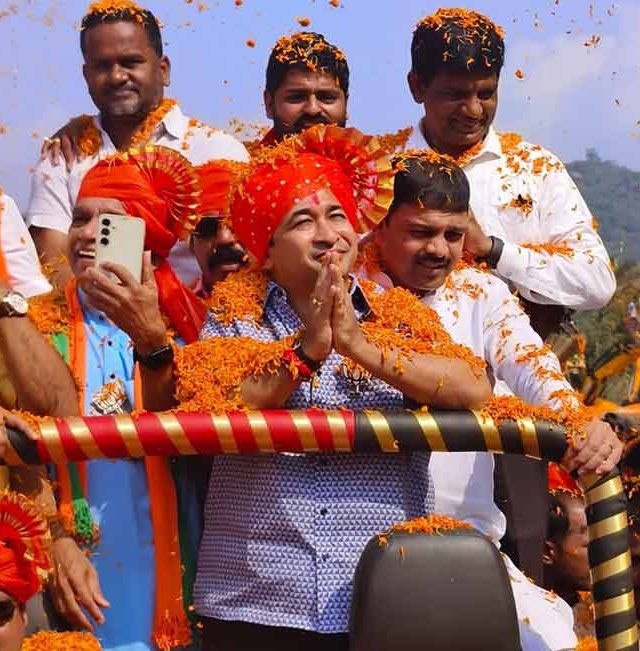 Nitesh Rane : मंत्री नितेश राणे यांचे सिंधुदुर्गात जल्लोषी स्वागत!