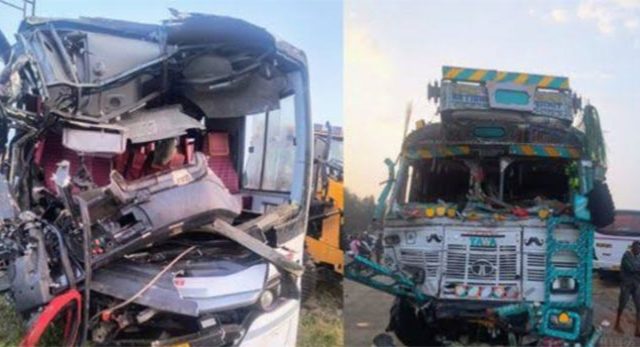 Pandharpur Accident : पंढरपूरजवळ खासगी बसचा भीषण अपघात, दोन भाविक ठार!