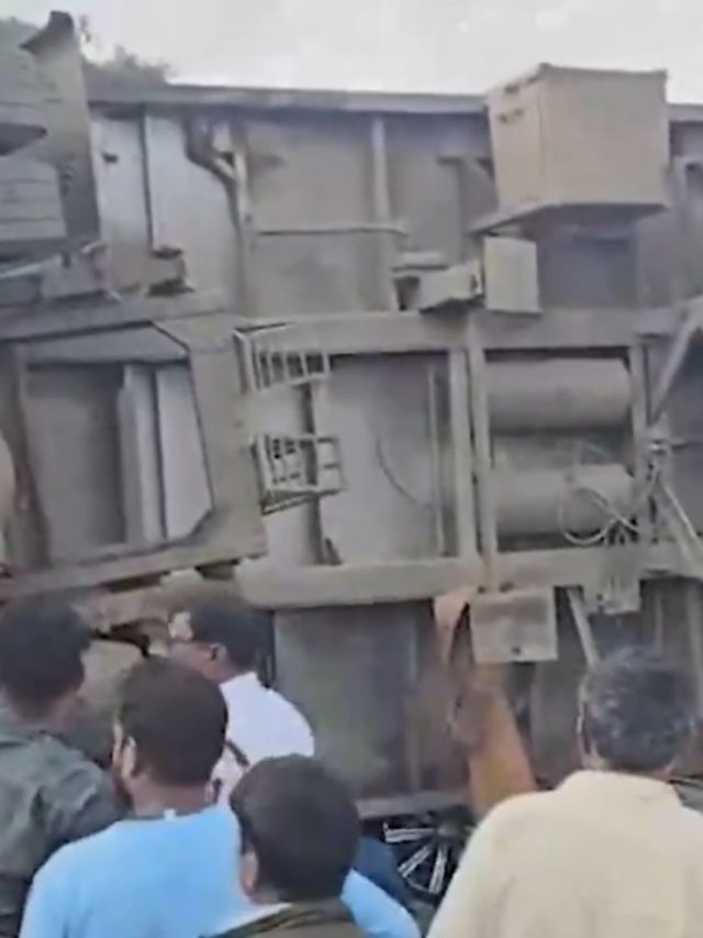 Karnataka Accident : भीषण अपघातात सांगलीच्या ६ जणांचा मृत्यू