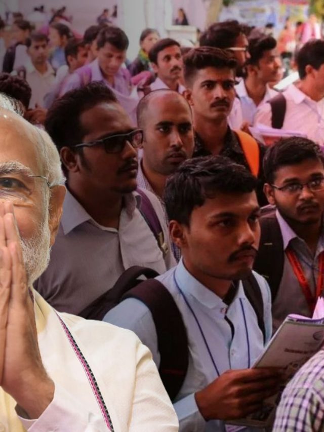 PM Rojgar Mela 2024 : पंतप्रधानांच्या हस्ते ७१ हजार तरुणांना नियुक्ती पत्रांचे वाटप