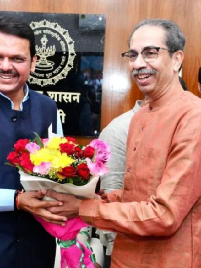 Uddhav Thackeray Meets CM Devendra Fadnavis : उद्धव ठाकरेंनी घेतली मुख्यमंत्री देवेंद्र फडणवीसांची भेट; १० मिनिटांमध्ये काय घडलं?