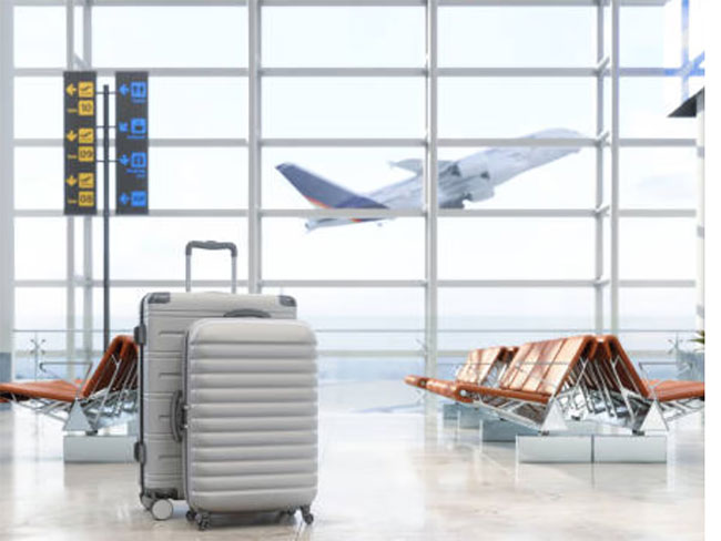 Flight Luggage Rules : हवाई प्रवाशांनो लक्ष द्या! विमानातील सामानाचे नियमावली बदलली