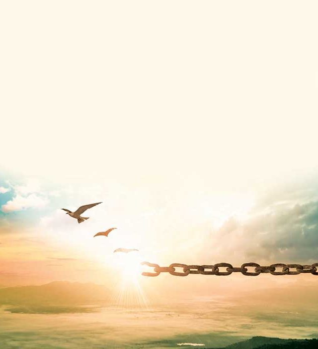 ‘अटॅचमेंटकडून डिटॅचमेंटकडे’