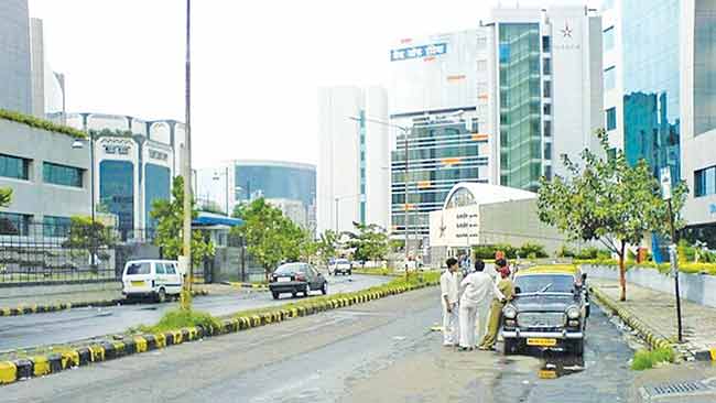 BKC Signal Free : बीकेसी कनेक्टिव्हिटीसाठी सिग्नल-फ्री रस्ता सुरू; पुर्व द्रुतगती मार्गाहून बीकेसीला जाणे आता अधिक जलद, सोयीचे, सिग्नल-फ्री