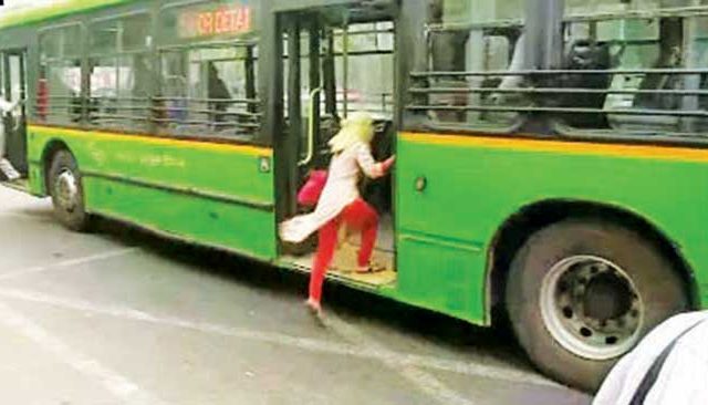 असुरक्षित दिल्ली...