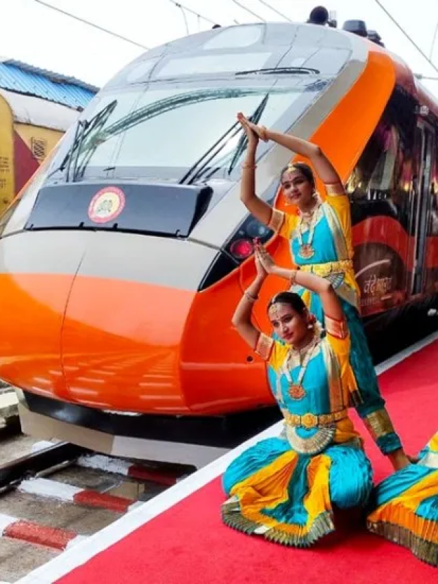 Vande Bharat Sleeper : वंदे भारत स्लीपर ट्रेनचा पहिला फोटो झाला व्हायरल!