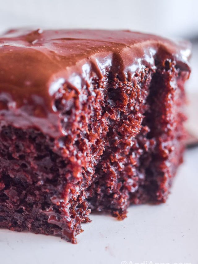 Christmas Desserts : ख्रिसमसला हे डेसर्टस नक्की ट्राय करा!