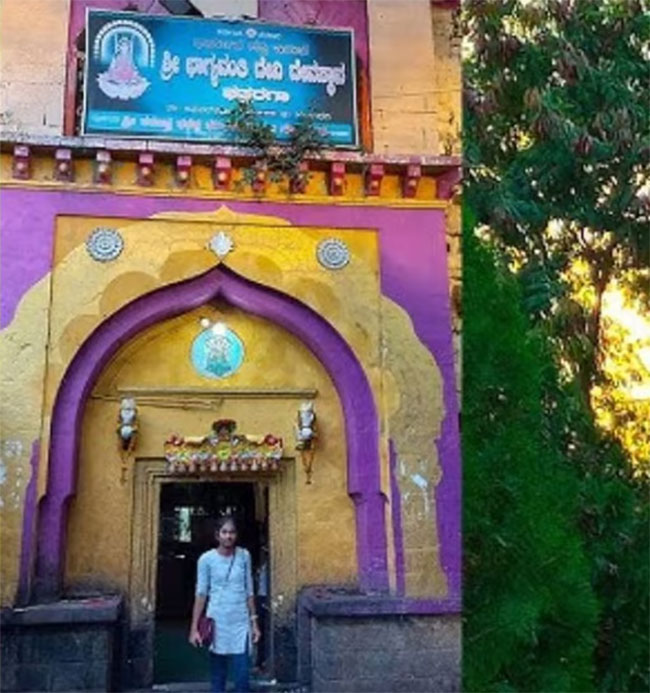Karnataka Temple : अरे देवा! नवसात केली सासूच्या मृत्यूची मागणी