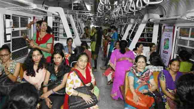 रेल्वेच्या ‘तेजस्विनी’मुळे महिला प्रवाशांना सुरक्षेचे कवच
