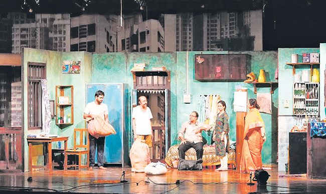 Mad Sakharam Natak