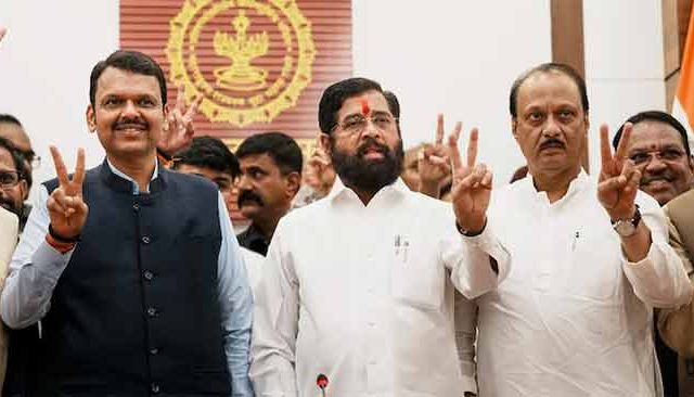 Devendra Fadnavis : दिलेले आश्वासन पूर्ण करण्यासाठी प्राणपणाने हे सरकार काम करेल!
