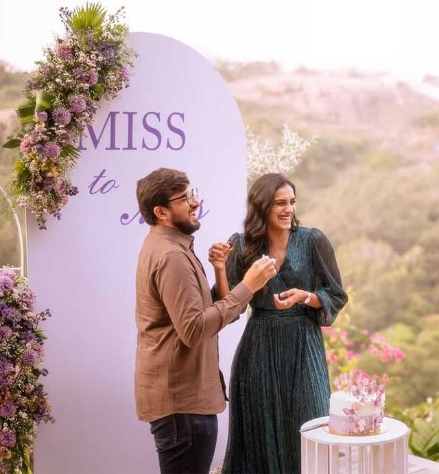 PV Sindhu : भारतीय बॅडमिंटनपटू पीव्ही सिंधूचा झाला साखरपुडा