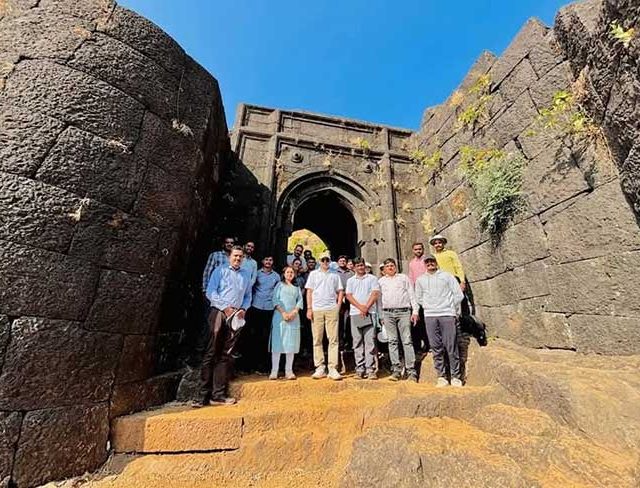 Raigad Fort : शिवभक्तांच्या मागणीची पूर्तता होणार