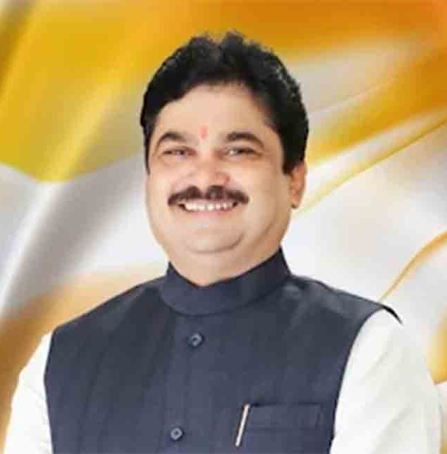 विधान परिषद सभापतीपदासाठी राम शिंदेंना उमेदवारी, आज दाखल करणार अर्ज