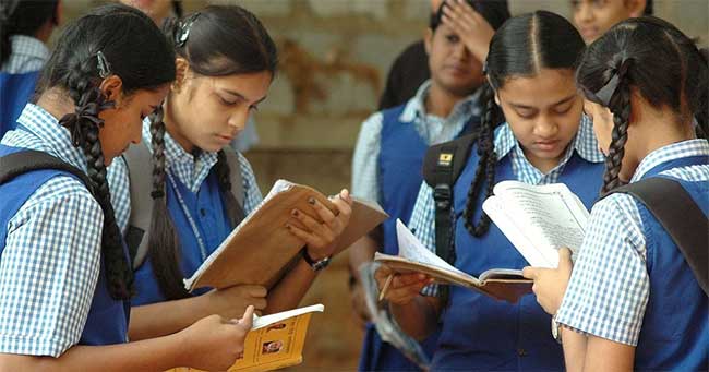 Maharashtra Board Exam : १० वी, १२ वीच्या परीक्षेसह सर्व महत्त्वाची माहिती आता मोबाईलवर! महाराष्ट्र बोर्डानं तयार केलं ॲप