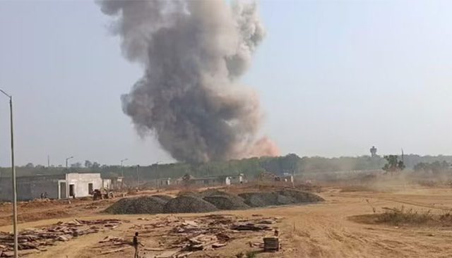Bhandara News : भंडाऱ्यातील आयुध कारखान्यात स्फोट; बचावकार्य सुरू!