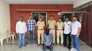 Crime News : पुण्याच्या डॉक्टर महिलेला आत्महत्येस प्रवृत्त करणारा डॉक्टर नवी मुंबईत सापडला