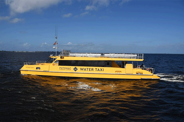 E-Water Taxi : मुंबईच्या समुद्रात आता 'ई-वॉटर टॅक्सी' धावणार!