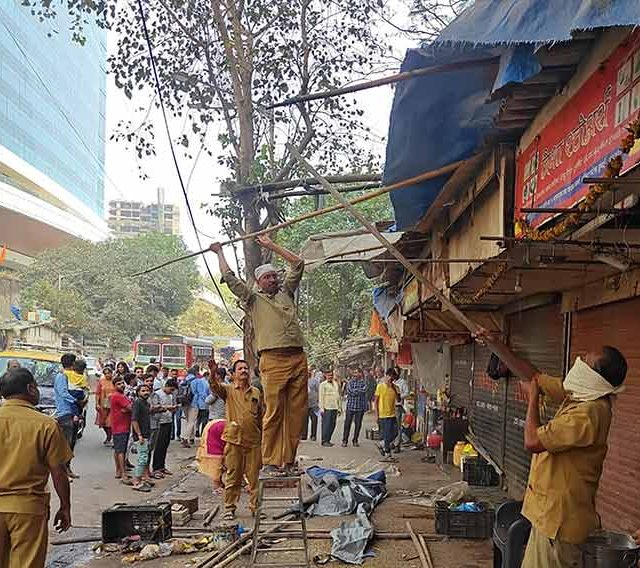 गणपतराव कदम मार्ग अतिक्रमण मुक्त