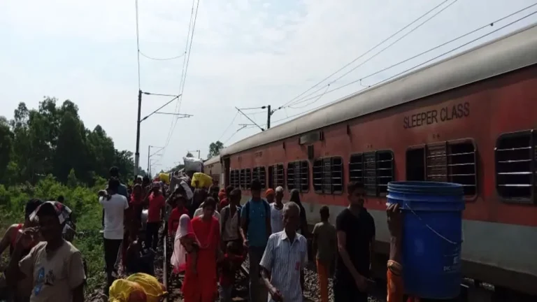 Jalgaon Train Accident