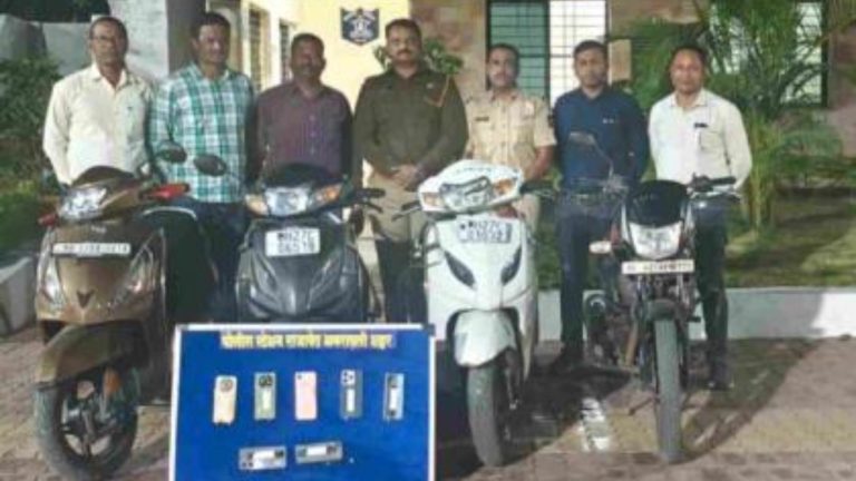 Amravati : मोबाईल स्नॅचिंग करणारी अल्पवयीनांची टोळी ताब्यात