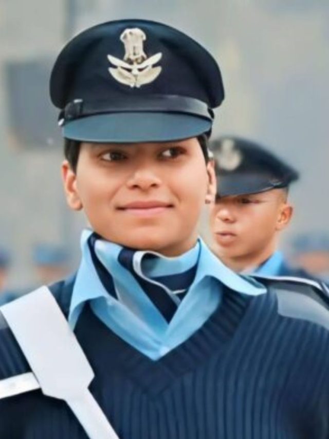 Republic Day 2025 : प्रजासत्ताक दिनी कर्तव्यपथावर फ्लाईंग ऑफिसर दामिनी देशमुख करणार पुष्पवृष्टी