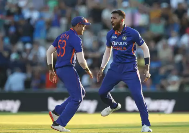 INDvsENG : बटलरचे अर्धशतक; ब्रूक, आर्चर आणि रशीदने सावरले