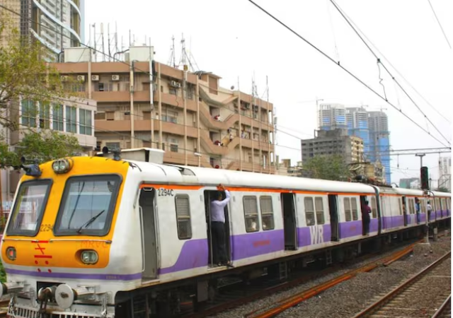 Railway Megablock : प्रवाशांचे होणार हाल! पश्चिम रेल्वेवर १३ तासांचा जम्बो ब्लॉक