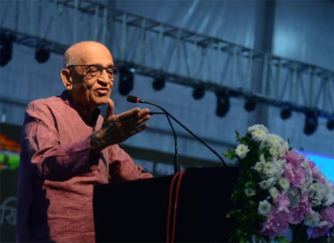 Narendra Chapalgaonkar : माजी न्यायमूर्ती नरेंद्र चपळगावकर यांचे निधन!