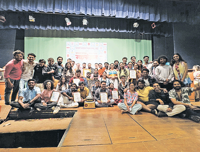 ''क्रावूड नाट्य संस्था आणि स्टोरीया प्रोडक्शनची चिनाब से रावी तक'' ठरली सर्वोत्कृष्ट एकांकिका