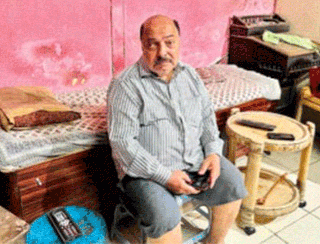 Actor Manmohan Mahimkar : ज्येष्ठ अभिनेते मनमोहन माहिमकरांचा घरच्यांकडून छळ; नातेवाईंकांकडून घर खाली करण्याची धमकी!