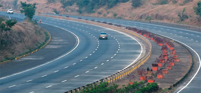 Mumbai-Pune Expressway :  मुंबई-पुणे एक्स्प्रेस वेवर तीन दिवस मेगा ब्लॉक!