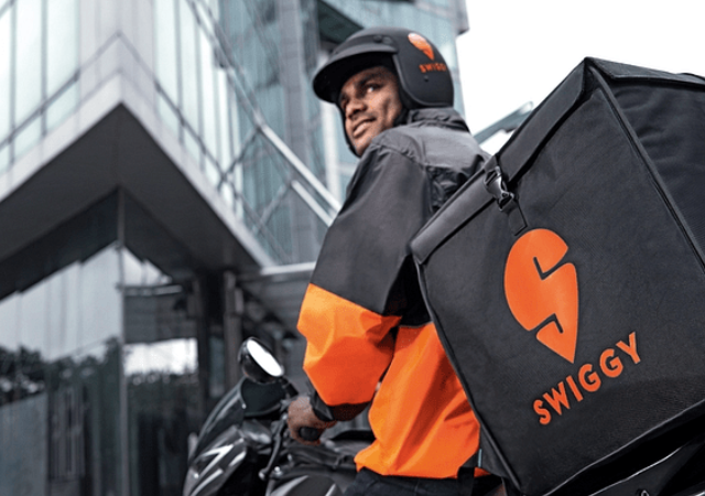 Swiggy SNACC : स्विगीची घोषणा, १५ मिनिटांत गरमागरम जेवण घरपोच देणार