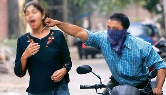 Pune Crime : पुण्यात चोरट्यांचा सुळसुळाट! महिलांनो घराबाहेर पडताना रहा सतर्क