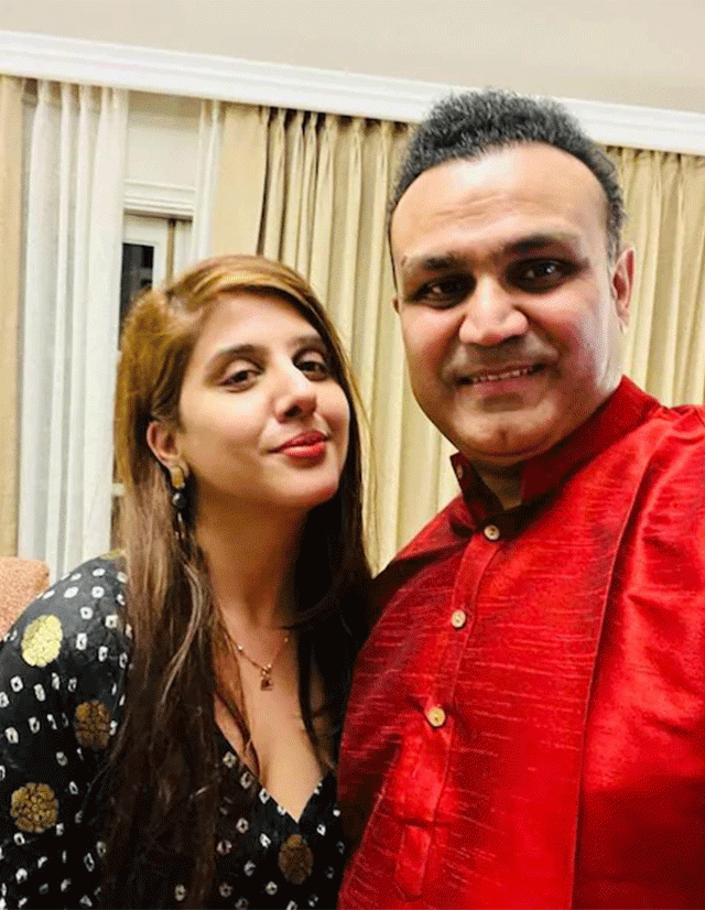 Virender Sehwag : ट्रोलर्सना वैतागून सेहवागच्या पत्नीने घेतला 'हा' निर्णय