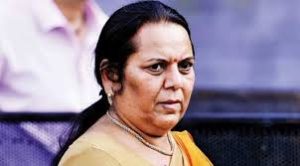 'उद्धव ठाकरेंच्या गटात दोन मर्सिडीज दिल्यावर एक पद मिळायचं'