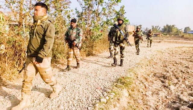 Manipur Terrorists : मणिपूरमध्ये १७ दहशतवाद्यांना अटक!