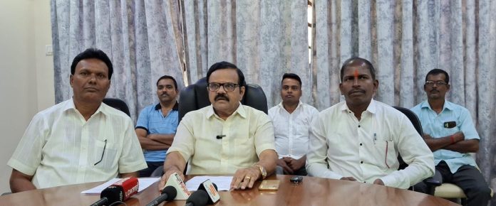 संजय पडते यांचा उबाठा जिल्हाप्रमुख पदाचा राजीनामा