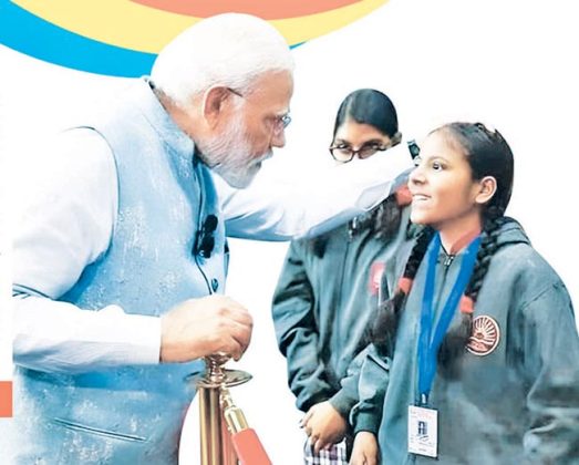 Pariksha Pe Charcha : यंदा ‘परिक्षा पे चर्चा’ सहभागासाठी ३ कोटी ५६ लाख विद्यार्थ्यांची नोंदणी; पंतप्रधान मोदींसह दीपिका पदुकोण, मेरी कोम, विक्रांत मेस्सींसह विविध दिग्गज साधणार संवाद