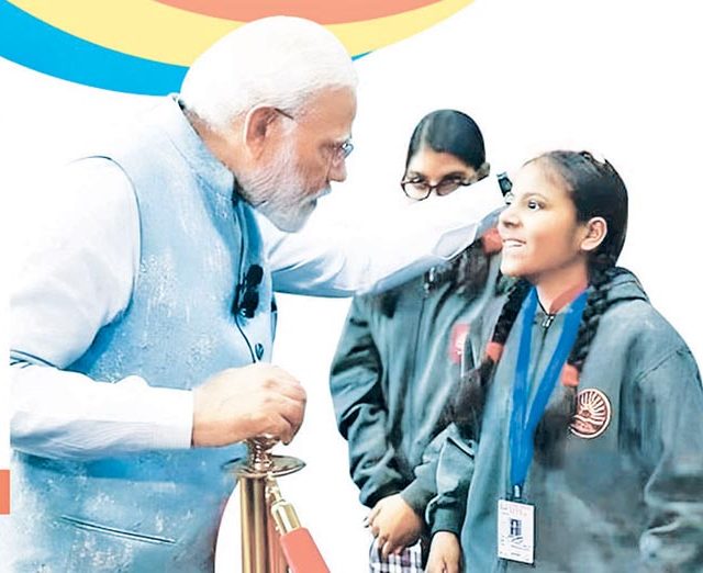 Pariksha Pe Charcha : यंदा ‘परिक्षा पे चर्चा’ सहभागासाठी ३ कोटी ५६ लाख विद्यार्थ्यांची नोंदणी; पंतप्रधान मोदींसह दीपिका पदुकोण, मेरी कोम, विक्रांत मेस्सींसह विविध दिग्गज साधणार संवाद