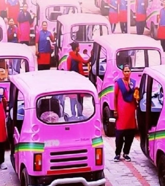 Pink E-Rickshaw : अमरावती ई पिंक- रिक्षासाठी केवळ २९३ महिला ठरल्यात पात्र