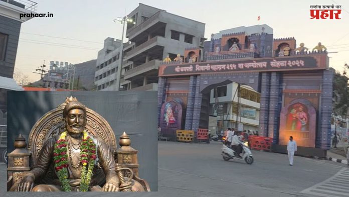 ShivJayanti 2025 : शिवजन्मभूमी जुन्नरमध्ये शिवजयंती सोहळ्याची तयारी पूर्ण; शिवनेरी गडावर विद्युत रोषणाई