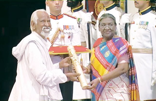 अनाथांचे बाबा शंकरबाबा पापळकर