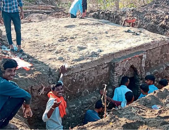 Ancient Shiv Temple : महाशिवरात्री आधीच चमत्कार! देऊरवाडा येथे जमिनीच्या आत सापडले पुरातन शिव मंदिर