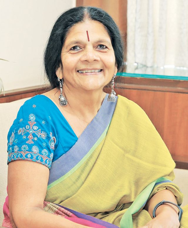 माणदेशातील ‘देशी’ उद्योजिका