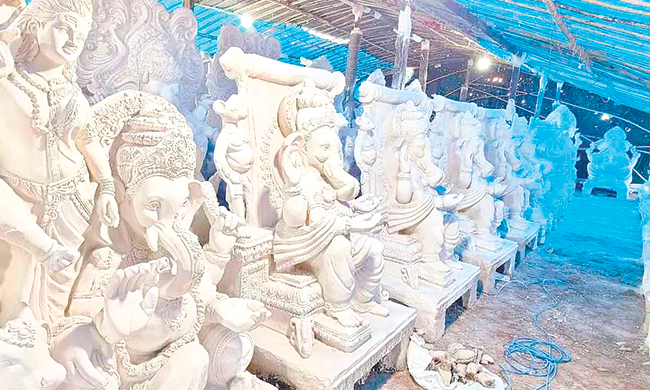 आमची दुसरीही बाजू ऐकून घ्या हो!
