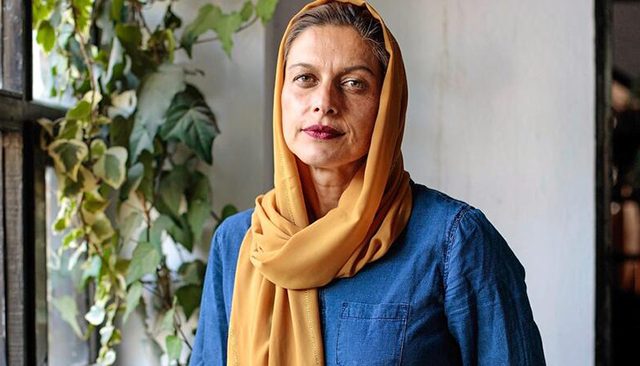 आपण ऐकत आहात… रेडिओ बेगम