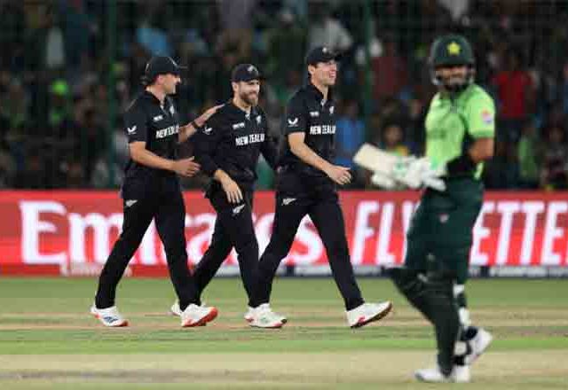 PAK vs NZ: चॅम्पियन्स ट्रॉफीच्या पहिल्याच सामन्यात यजमान पाकिस्तानचा लाजिरवाणा पराभव